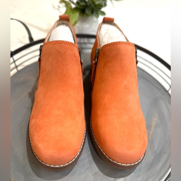 Hush Puppies Women's Mazin Cayto Ankle Boot- Orange - Picture 2 of 7